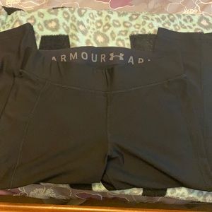 Under armor crop leggings